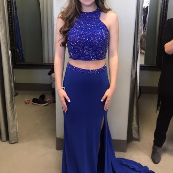 Blue 2 piece Vienna Prom dress. Worn once! - Picture 4 of 6